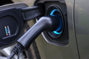 Pourquoi choisir un véhicule utilitaire léger hybride rechargeable ?