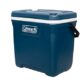 Glacière Coleman Xtreme 26 litres bleue avec poignée noire vue de trois quarts