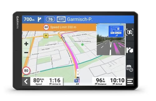GPS Garmin Camper 1095 avec vue navigation réaliste et panneaux directionnels
