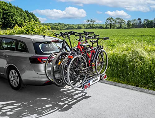 EUFAB Amber 4 transportant 4 vélos différents sur route de campagne ensoleillée