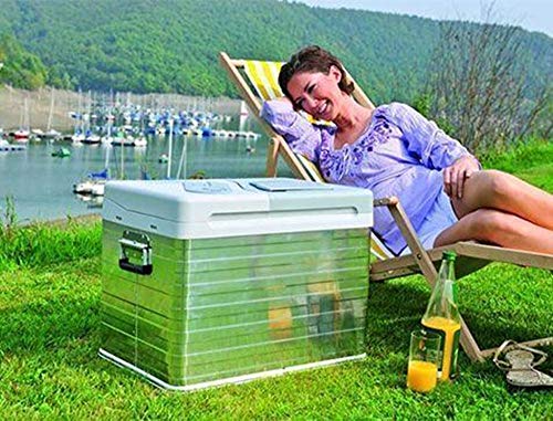 Glacière Mobicool Q40 en situation extérieure au bord de l'eau